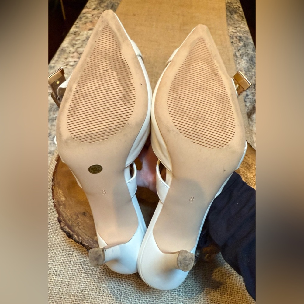 Elegant White Gold Hardware  Women's Heeled Mules. Size 8. EUC! - Picture 6 of 10